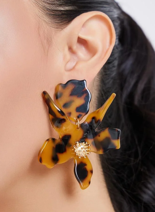 Styli Tortoiseshell Flower Stud Earrings
